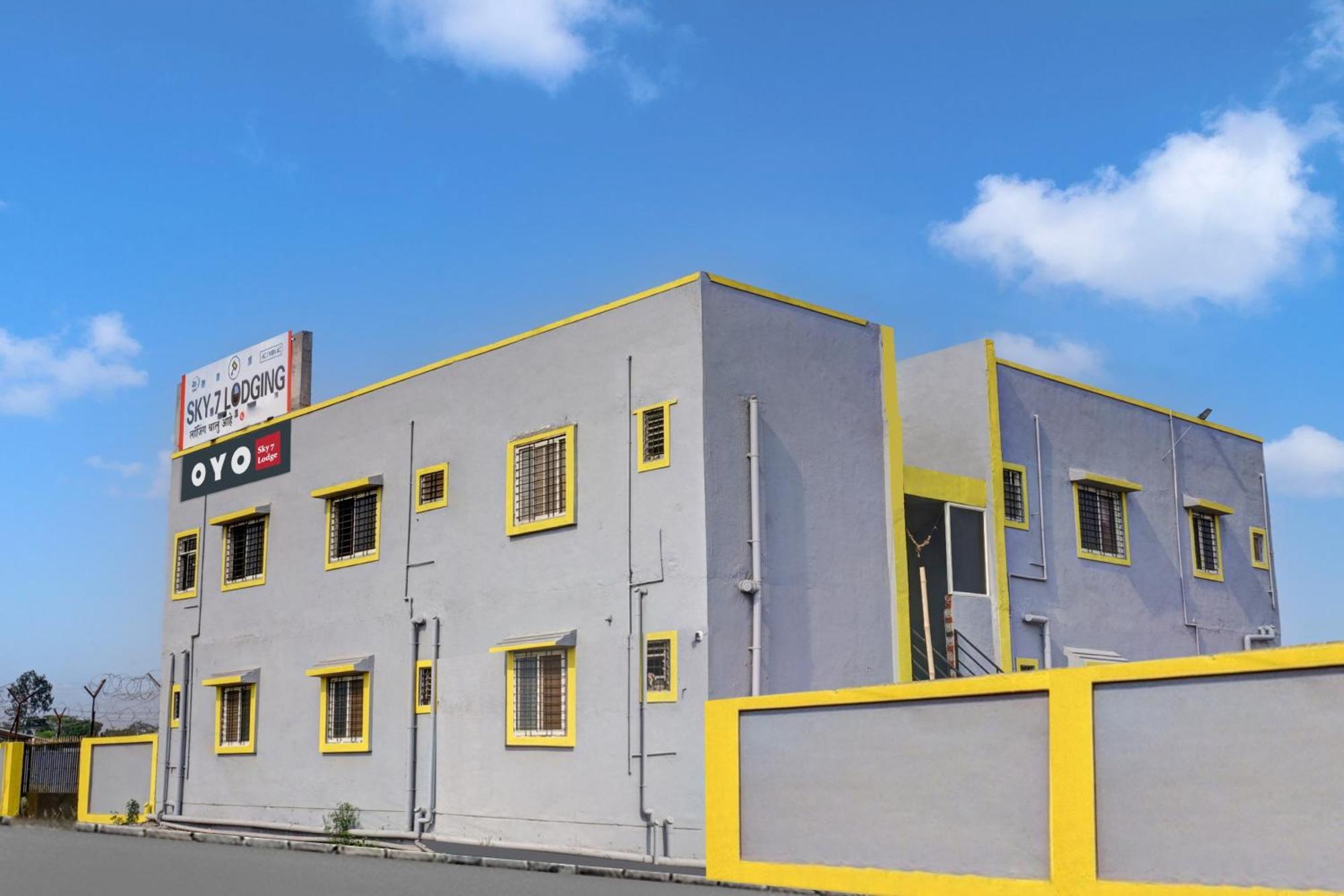 Hotel O Sky 7 Lodge Pimpalwandi Ngoại thất bức ảnh