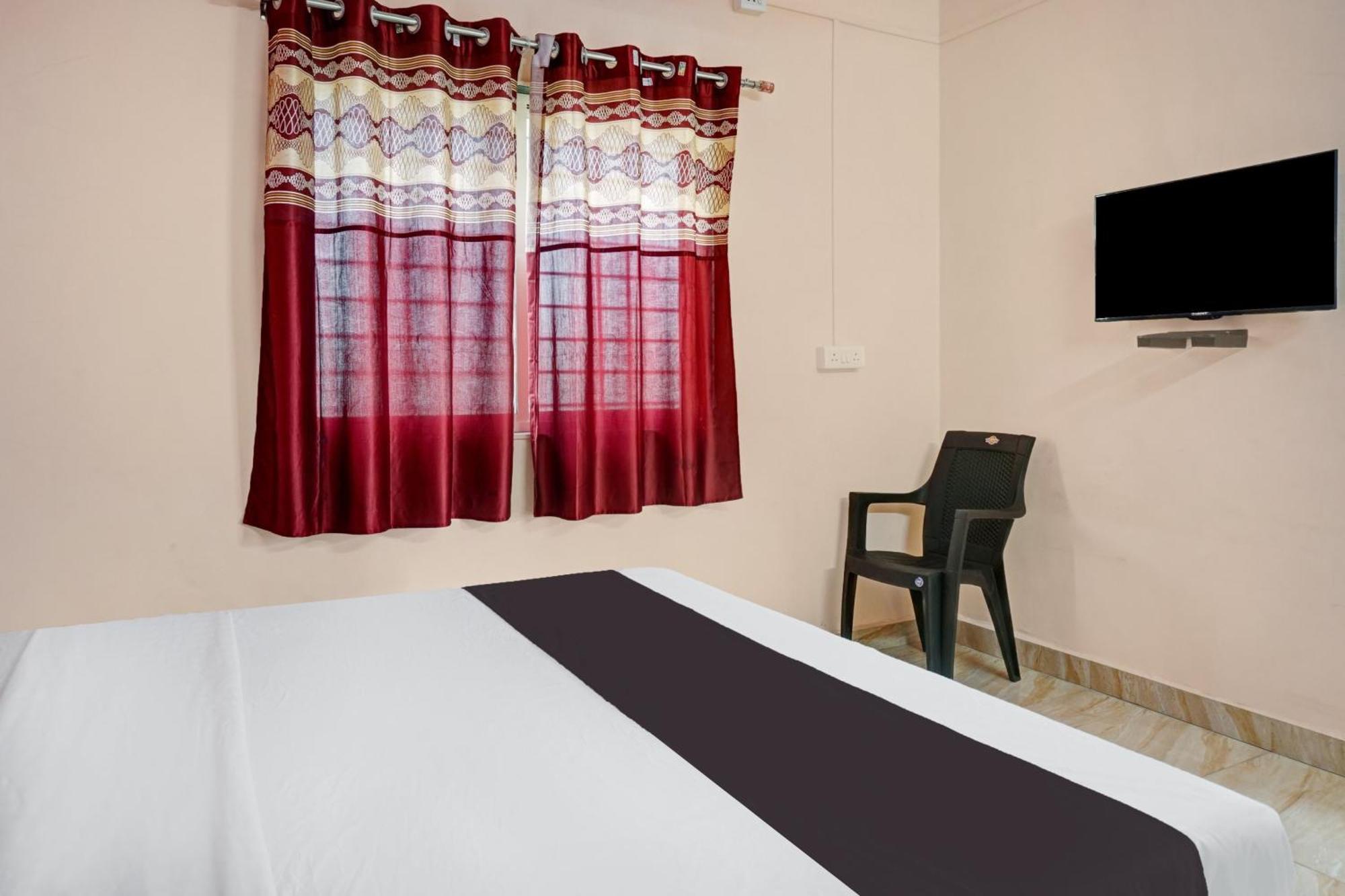 Hotel O Sky 7 Lodge Pimpalwandi Ngoại thất bức ảnh