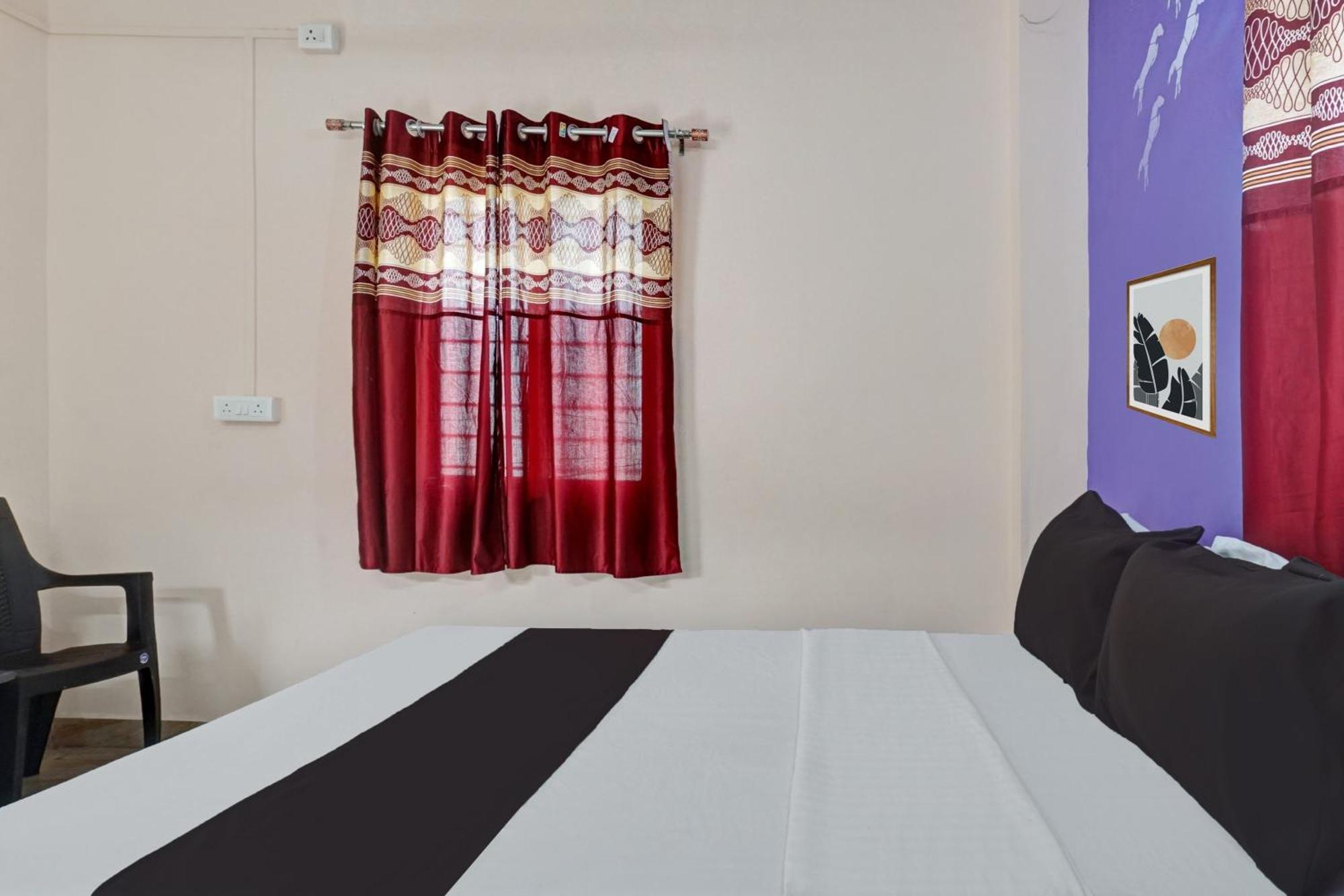 Hotel O Sky 7 Lodge Pimpalwandi Ngoại thất bức ảnh
