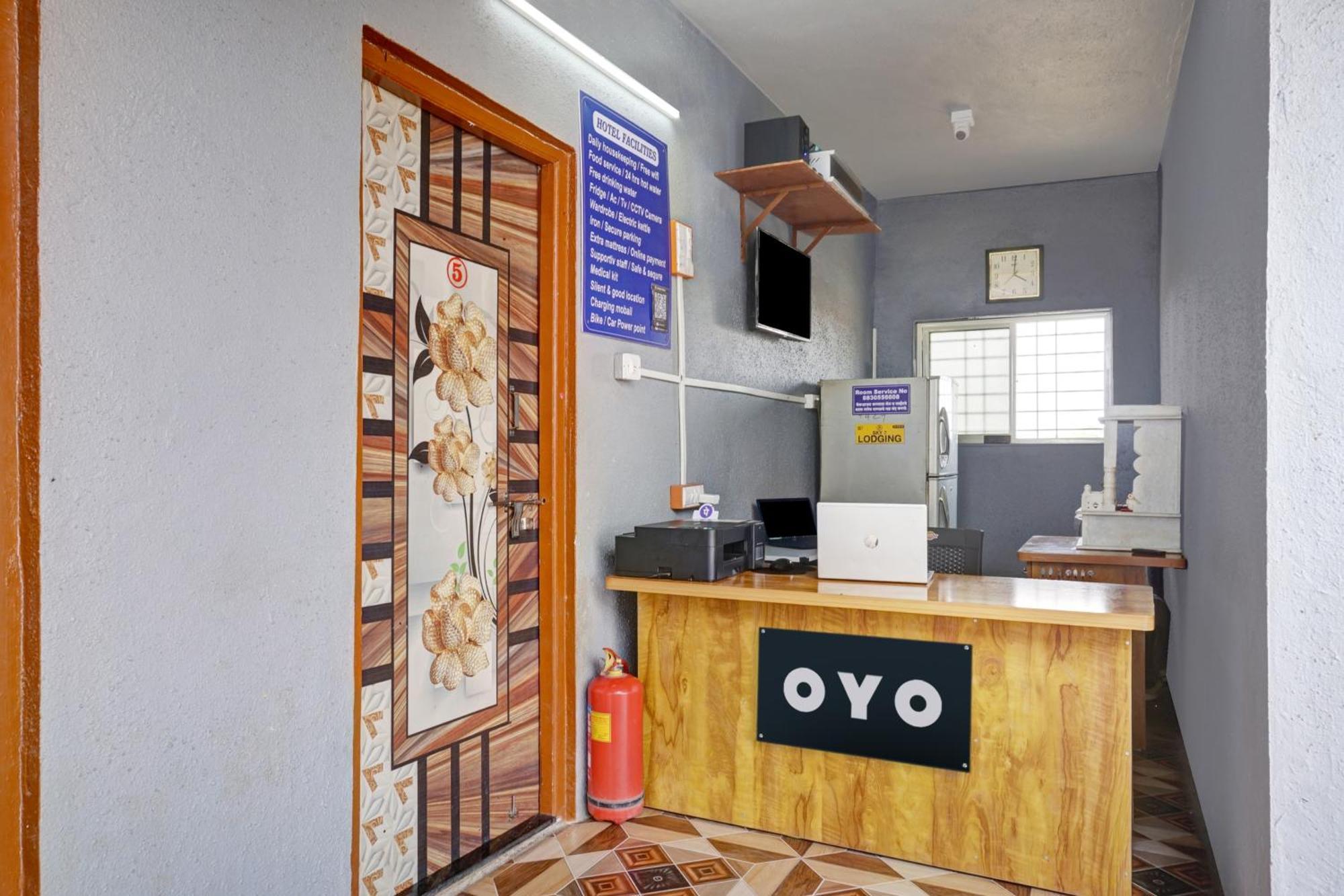 Hotel O Sky 7 Lodge Pimpalwandi Ngoại thất bức ảnh