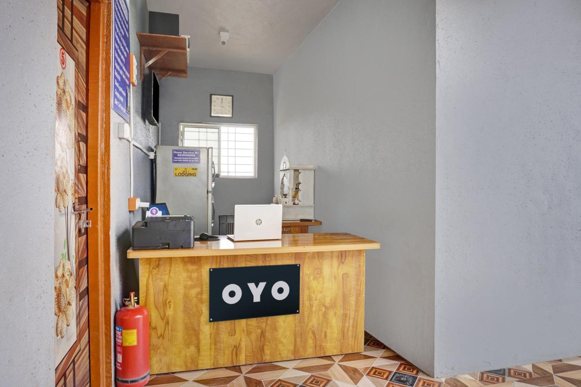 Hotel O Sky 7 Lodge Pimpalwandi Ngoại thất bức ảnh